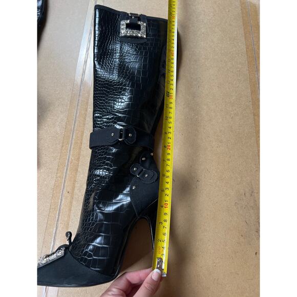 Fashion Nova High Heel Size 10 Women's Bedazzled Buckle Black - Picture 6 of 6